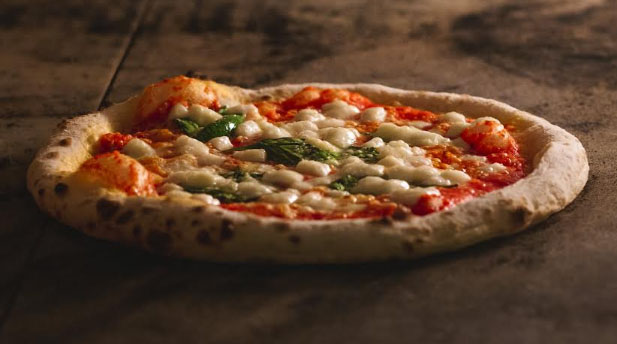 Pizzaria da Mathilda apresenta receita da Marguerita de sucesso